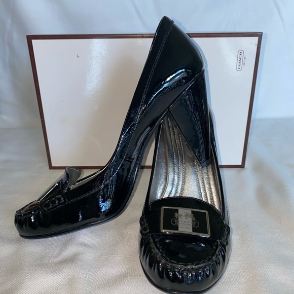 Patent pumps size 8 - Picture 1 of 8